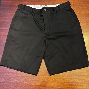 Walter Hagen - Size 38 - Men's Black Golf Shorts